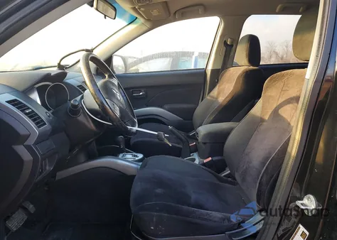 2010 Mitsubishi Outlander Es z USA, uszkodzony, nr VIN JA4AT2AW2AZ002186